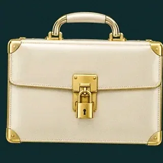 Locked leather briefcase — Rich Prize
